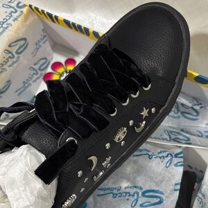 Sbicca Vintage Collection Sneakers - Clark 8.5 NIB